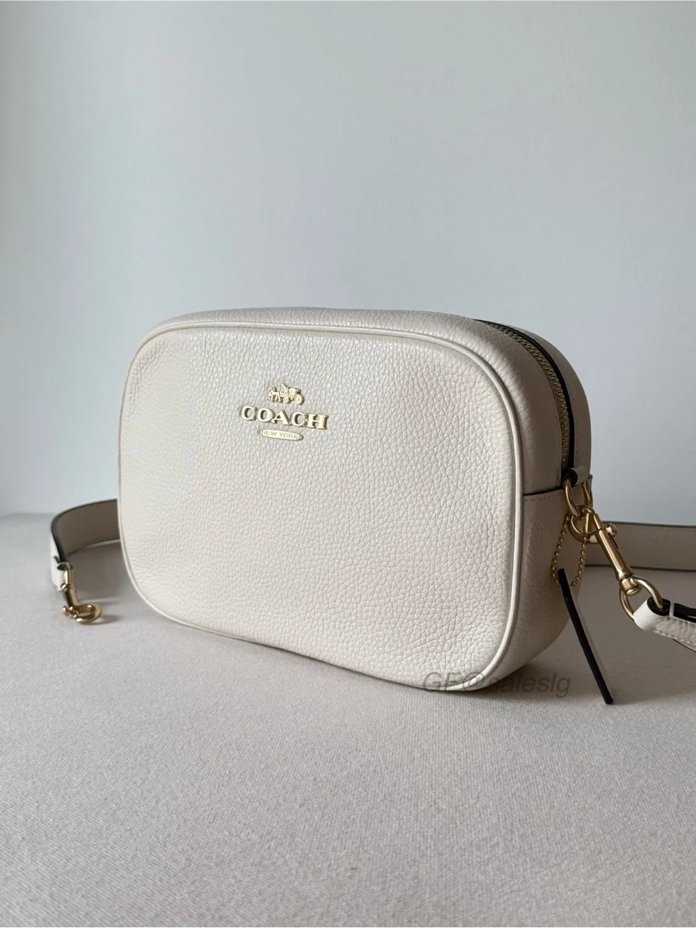 NWT Coach Detachable thicker strap Large Jamie Camera Crossbody bag Chalk White